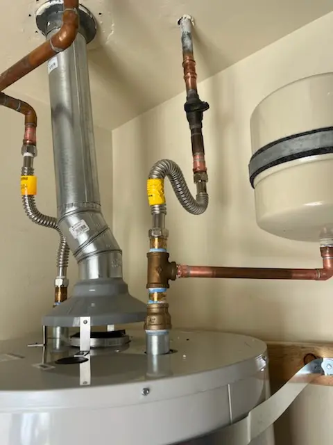 Water heater installation and plumbing repair in Herndon Junction
